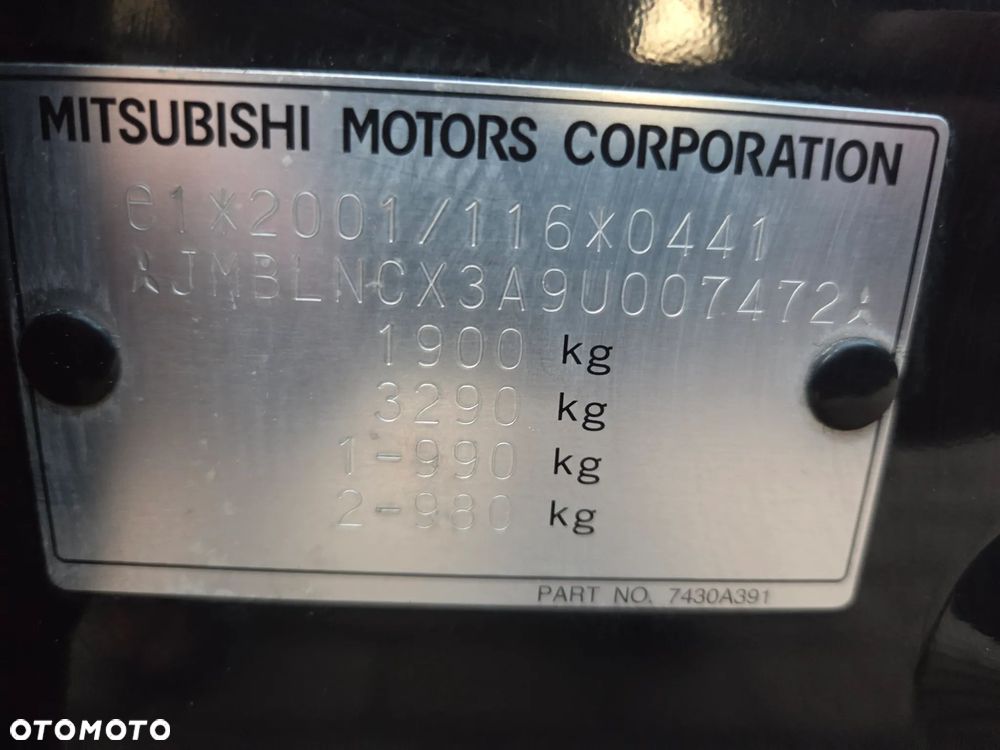 Mitsubishi Lancer - 8