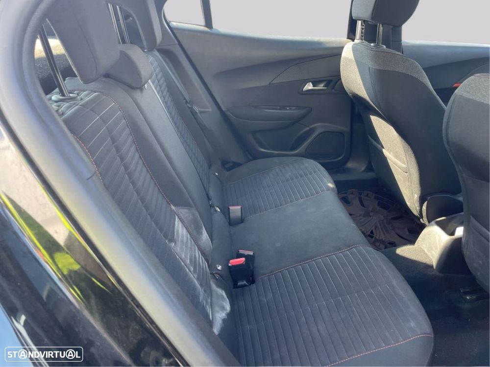 Peugeot 2008 - 6