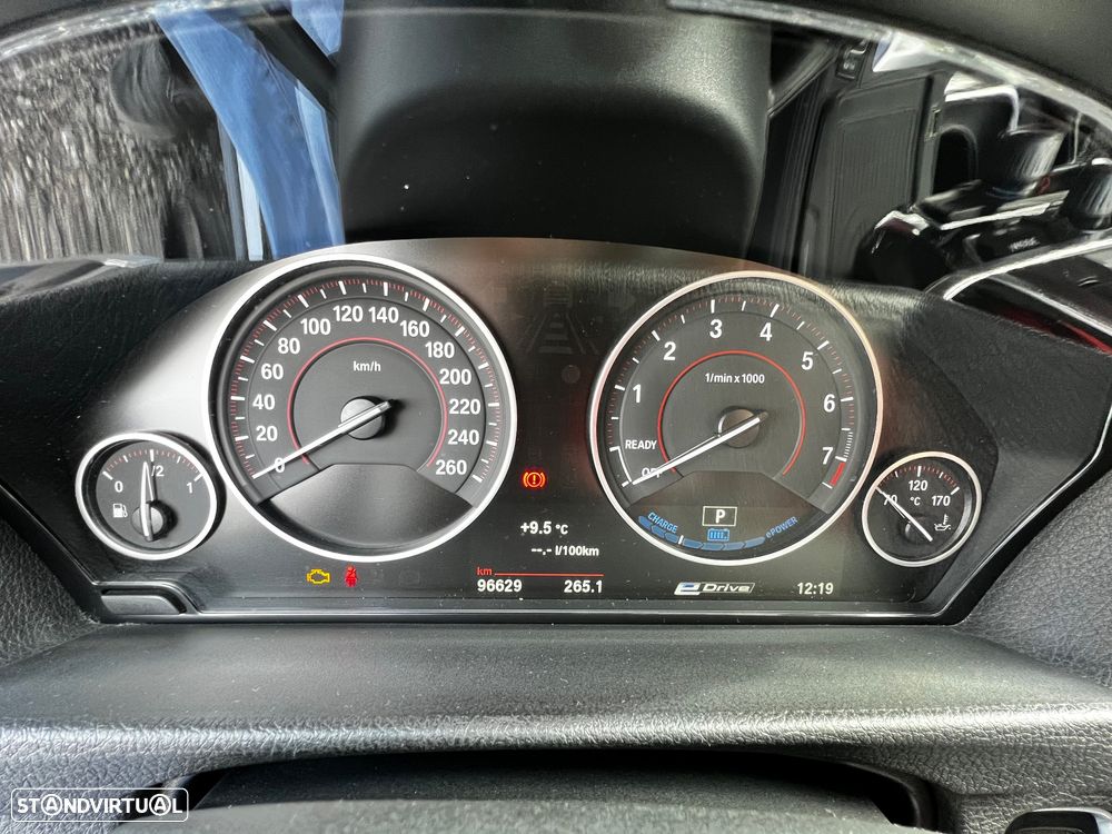 BMW 330 - 10