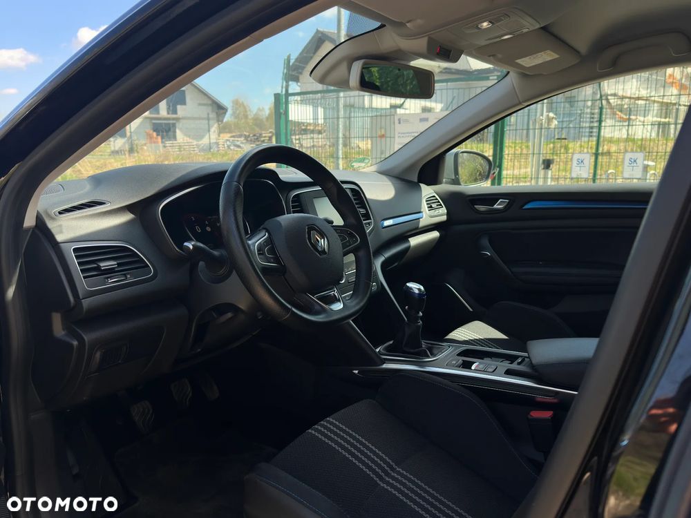 Renault Megane ENERGY dCi 130 GT LINE - 14