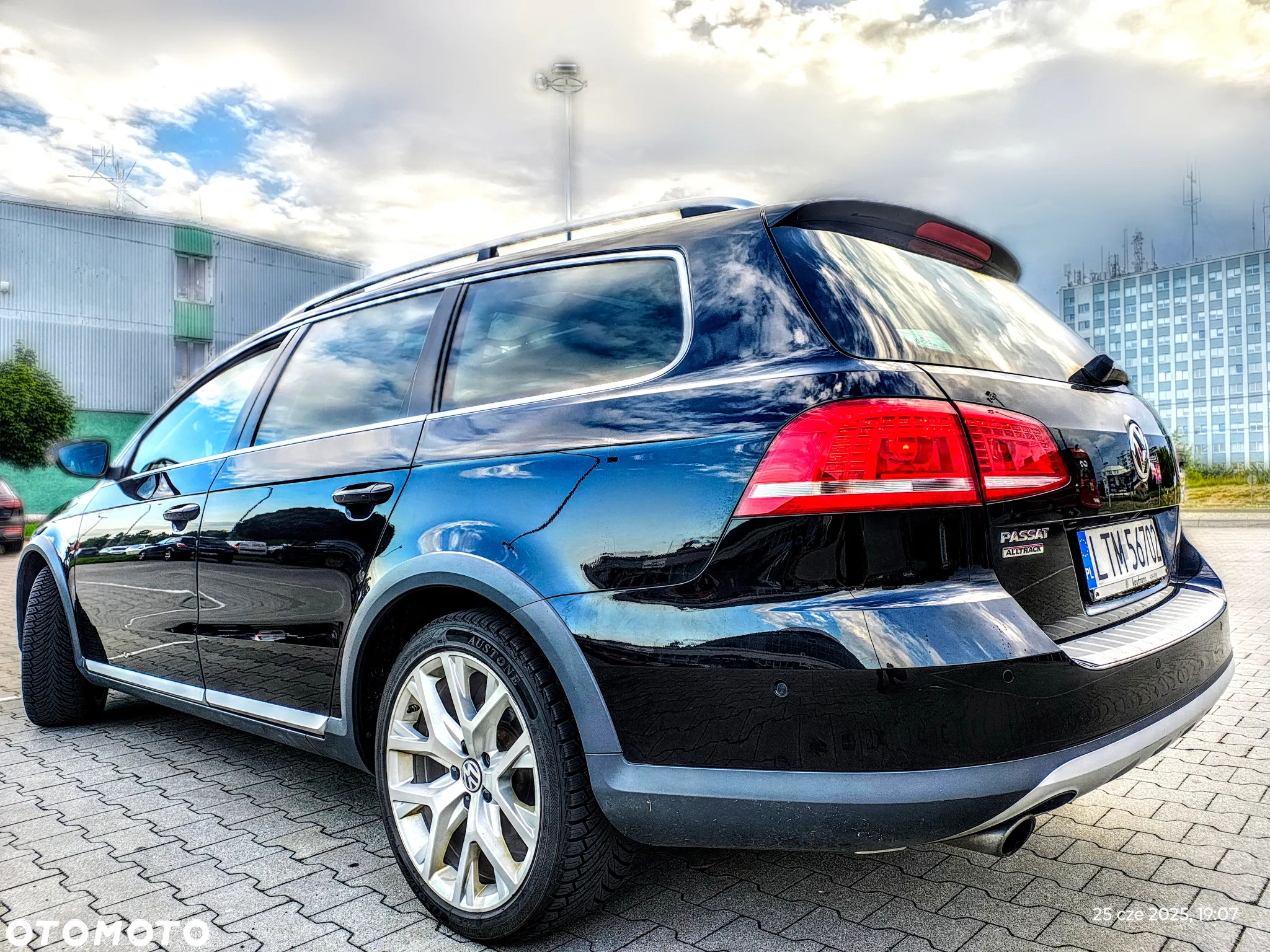 Volkswagen Passat 2.0 TDI 4Mot Highline DSG - 4
