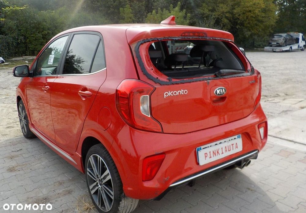 Kia Picanto - 11