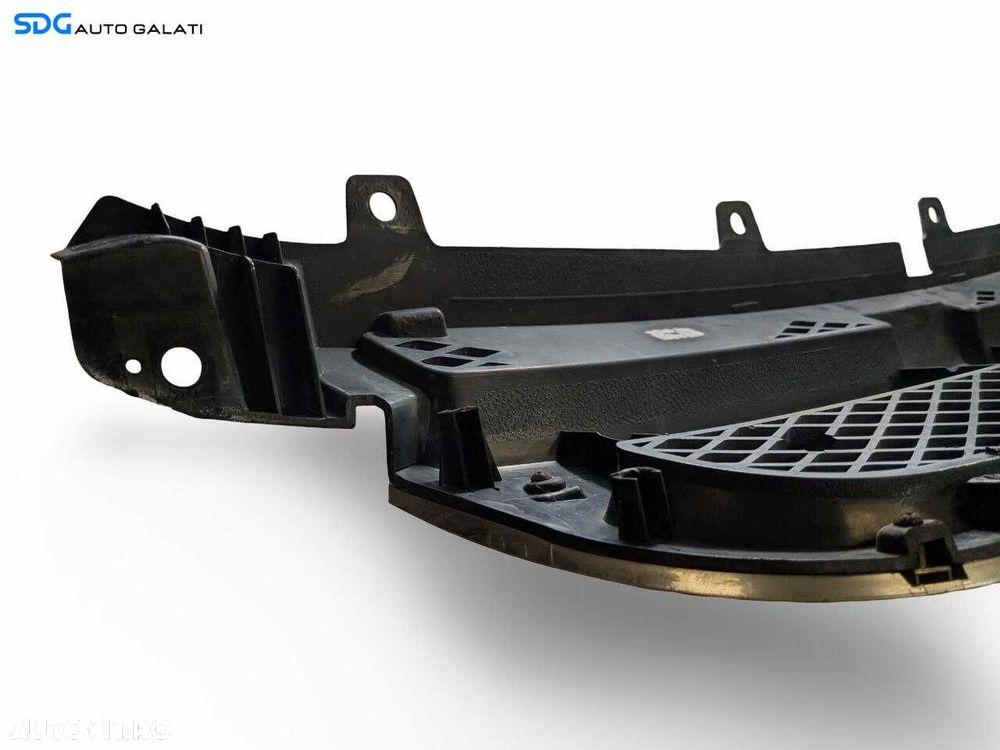Grila cu Sigla Emblema Centrala Radiator de pe Bara Spoiler Fata Chevrolet Aveo 2003 - 2011 Cod 96648621 [L9017] - 7