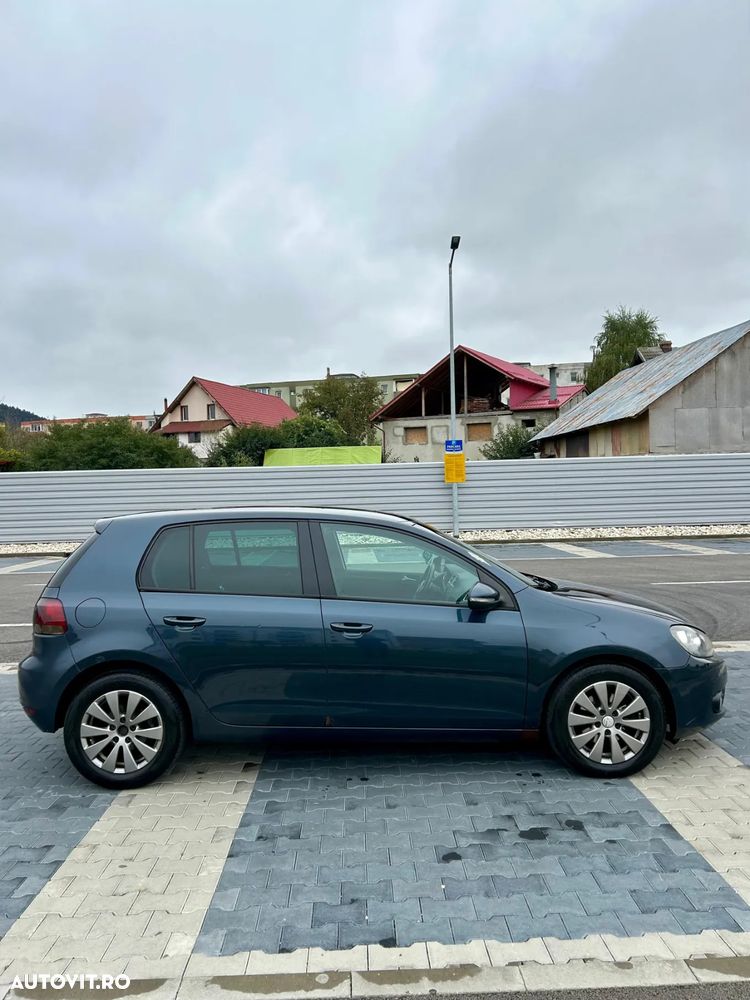 Volkswagen Golf - 3