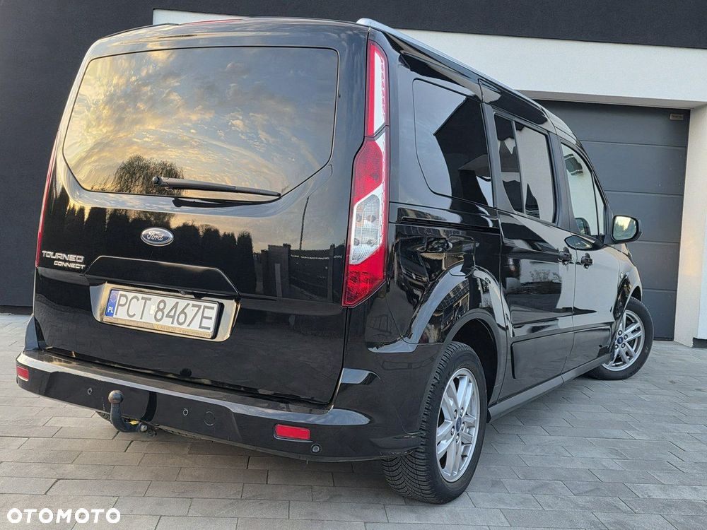 Ford Tourneo Connect Grand - 37