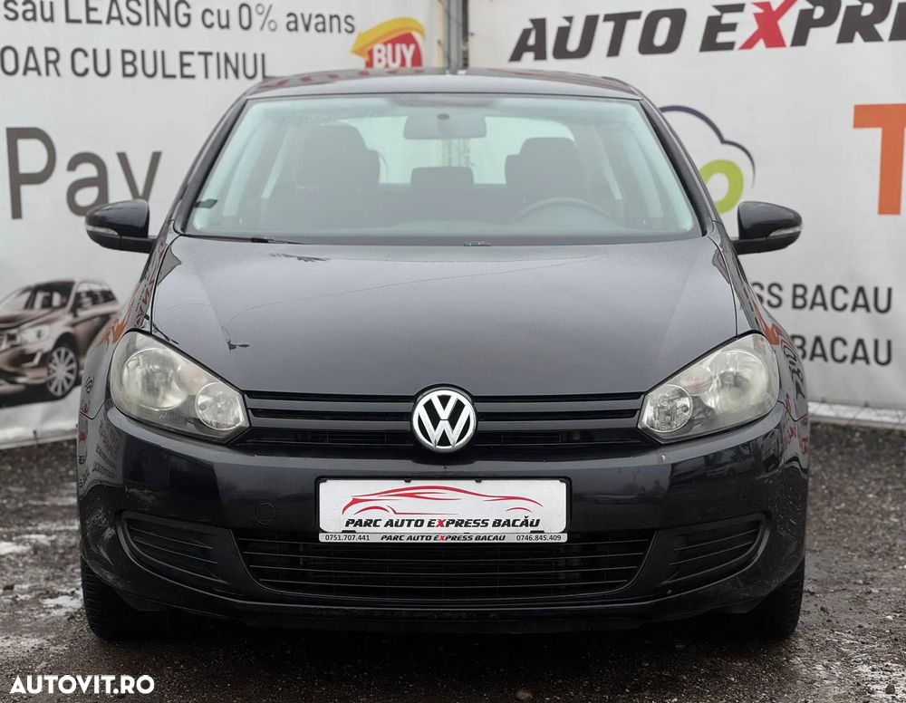 Volkswagen Golf - 11