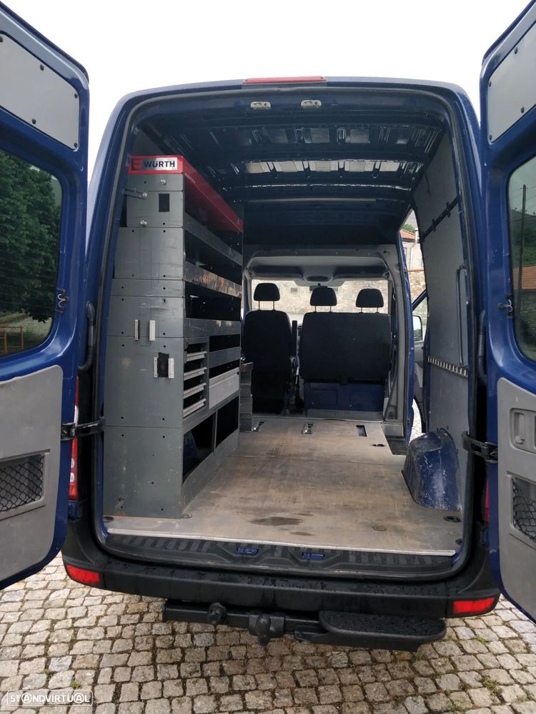 Mercedes-Benz Sprinter - 16