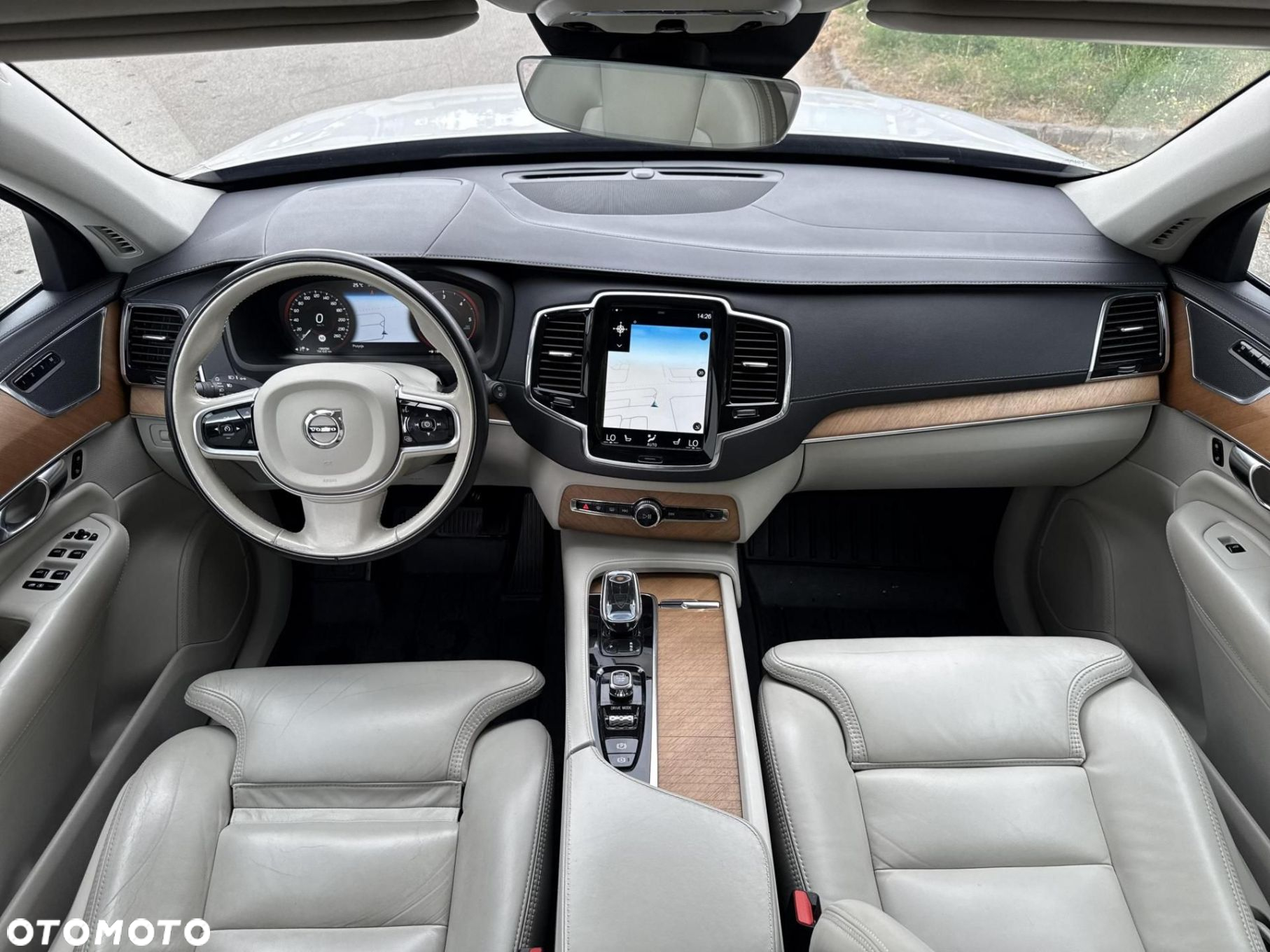 Volvo XC 90 - 15