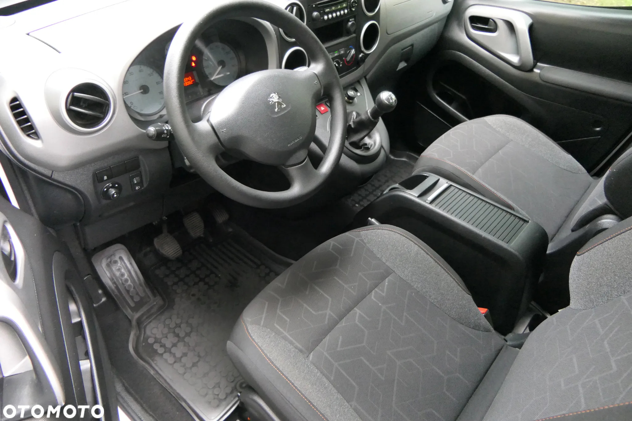 Peugeot Partner 1.6 BlueHDi Active - 18