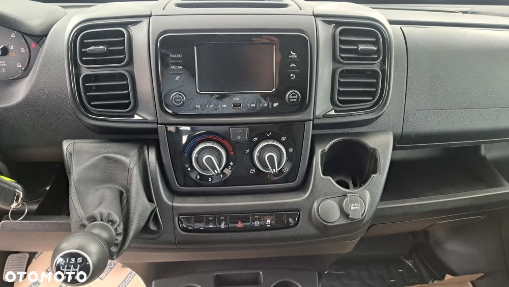 Fiat Ducato podwójna kabina - 16