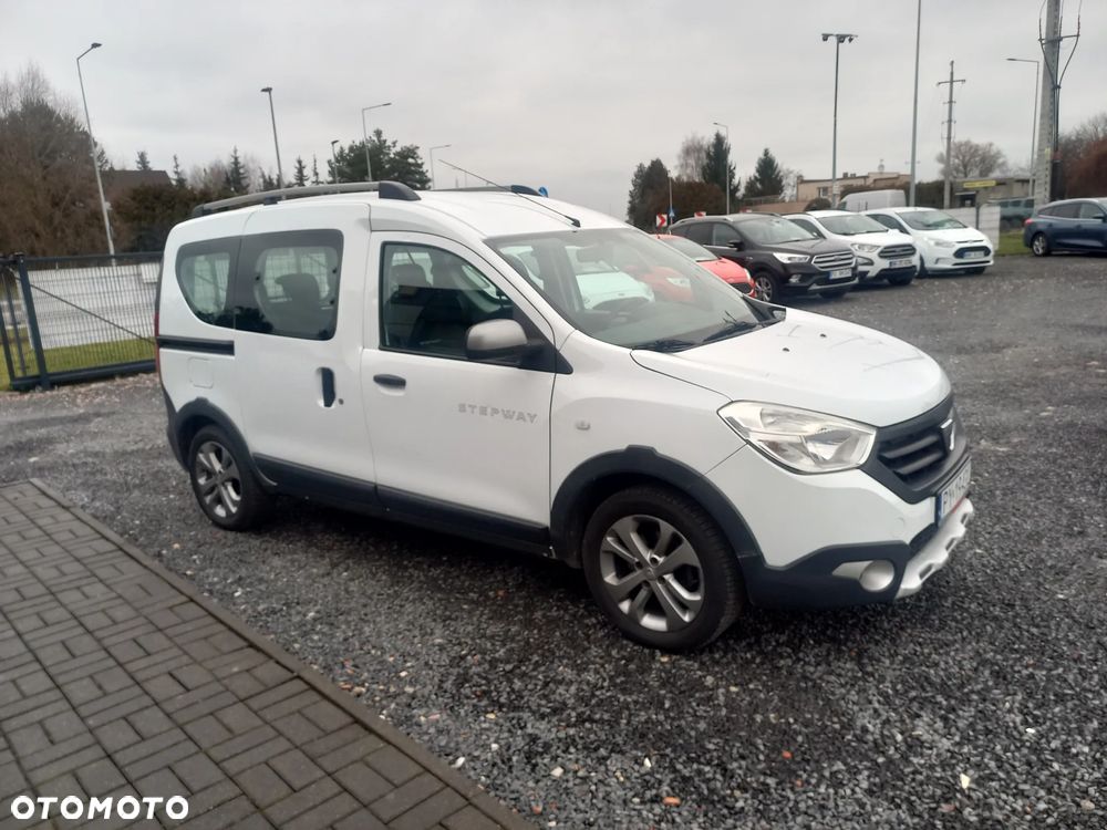 Dacia Dokker TCe 115 Stepway Celebration - 10