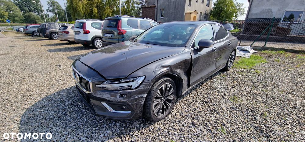 Volvo S60 B4 B Ultimate Dark