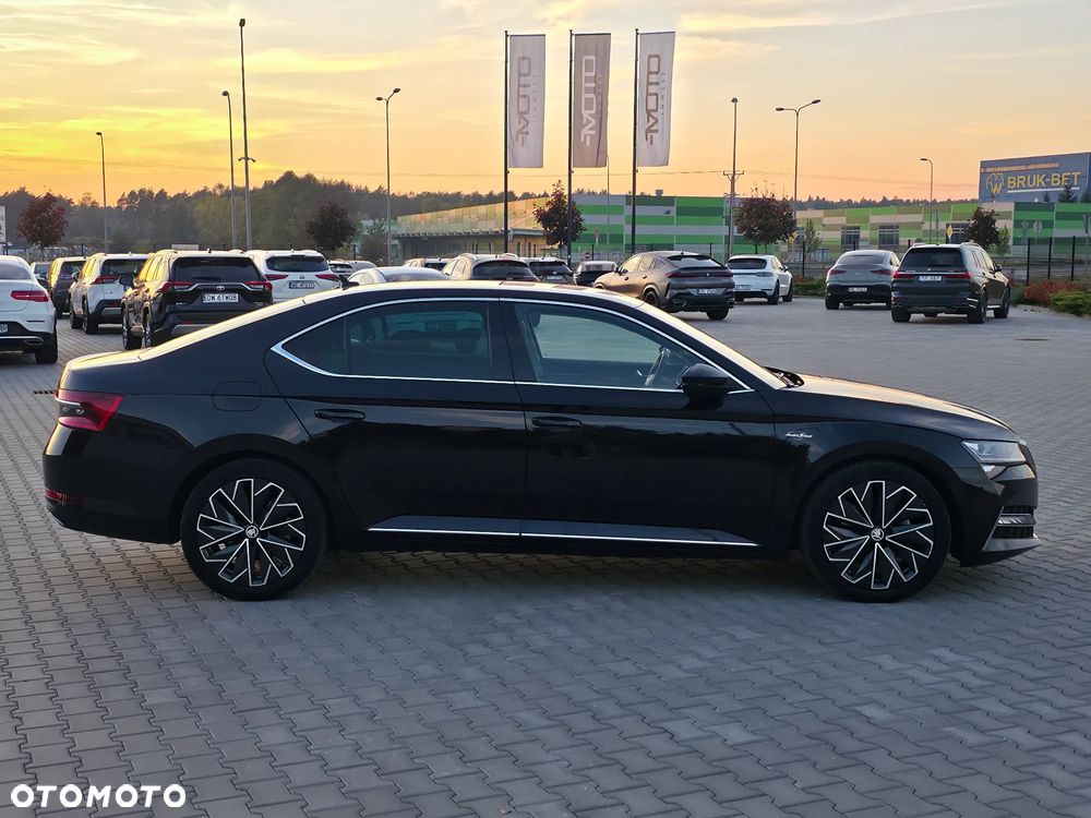 Skoda Superb 2.0 TDI SCR 4x4 L&K DSG - 15