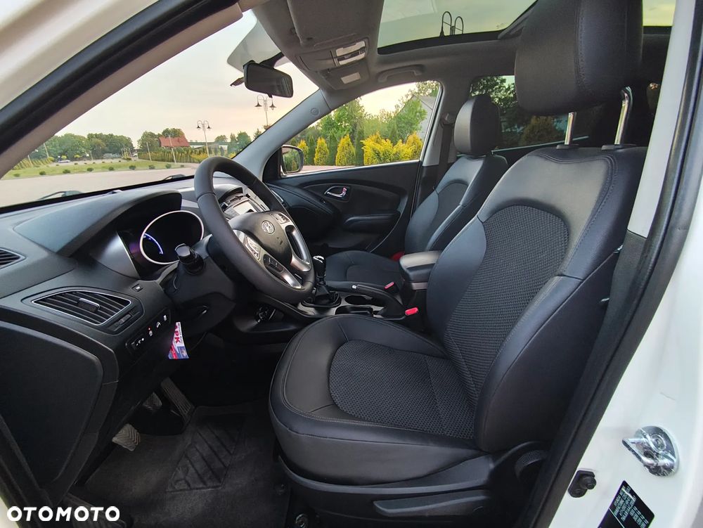 Hyundai ix35 1.6 2WD blue Style - 16