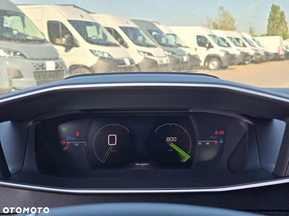 Peugeot 208 1.2 mHEV GT - 14