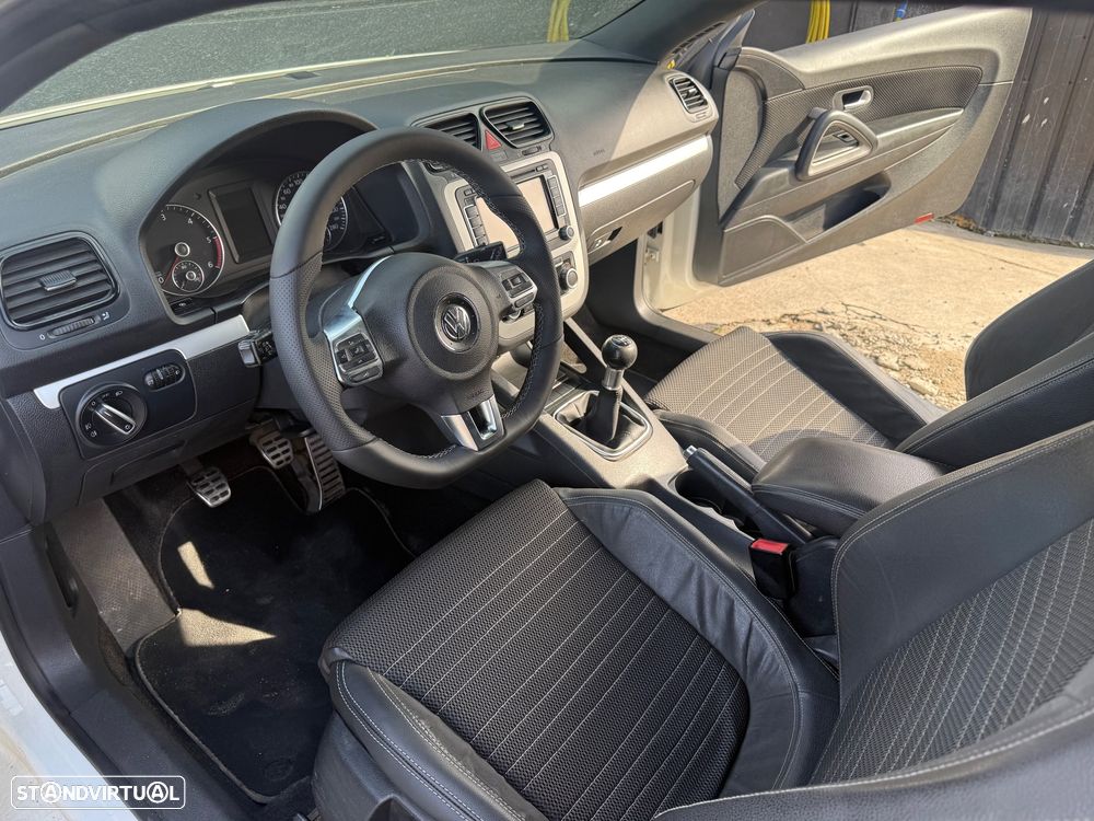 VW Scirocco 2.0 TDI Sport - 40