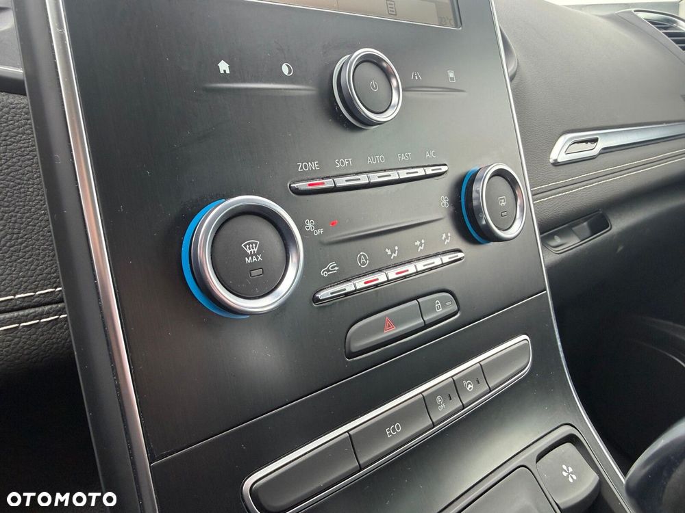 Renault Scenic 1.3 TCe FAP Intens EDC - 28