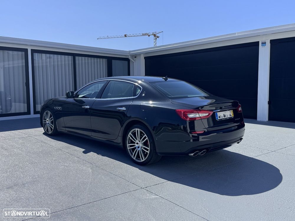 Maserati Quattroporte 3.0 V6 - 2
