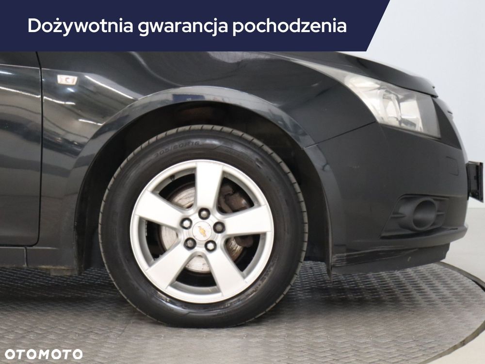Chevrolet Cruze - 17