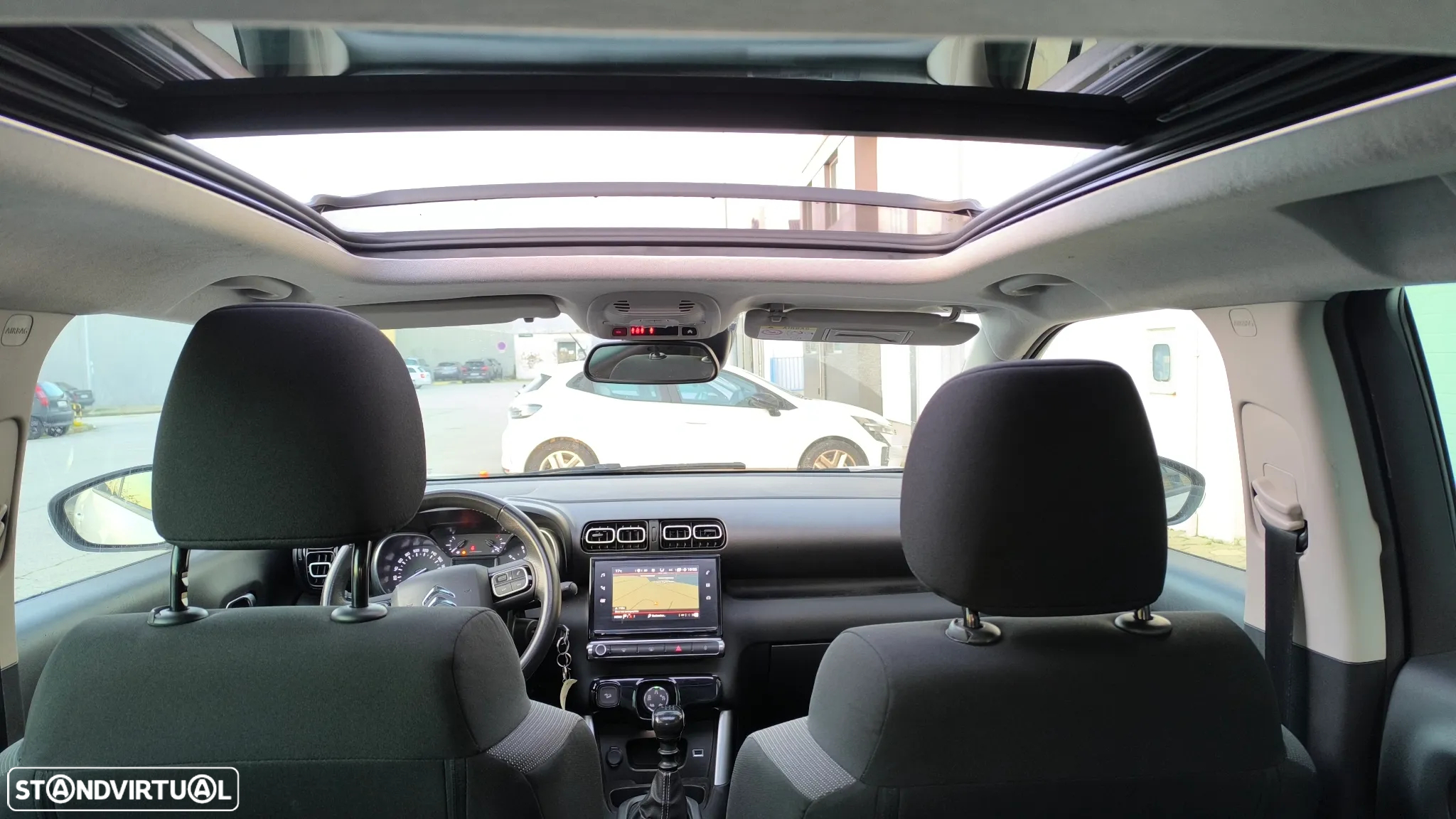 Citroën C3 Aircross 1.2 PureTech Shine - 15