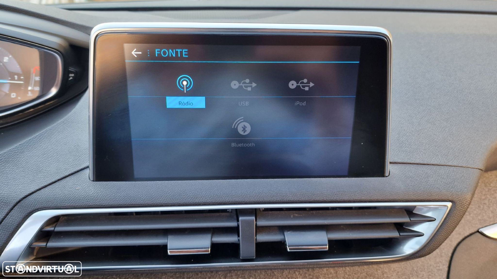 Peugeot 5008 1.5 BlueHDi Allure EAT8 - 25