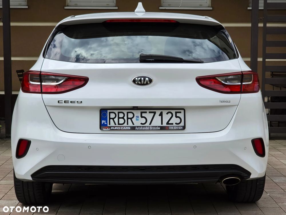 Kia Ceed 1.4 CVVT Attract - 32