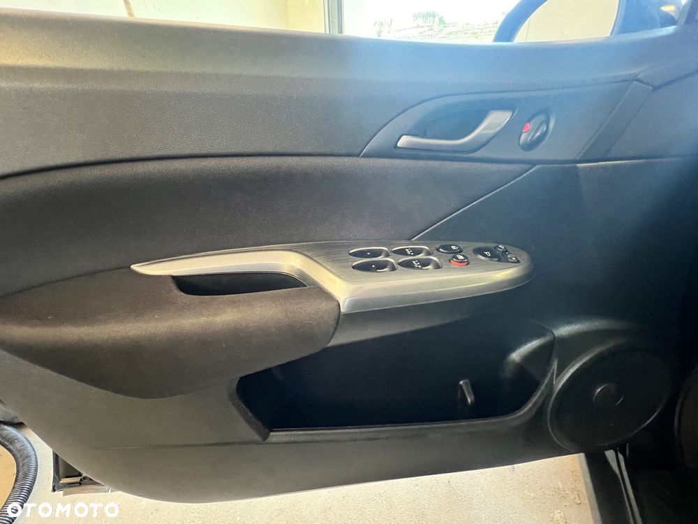 Honda Civic 1.4 i-VTEC Sport Black Edition - 21