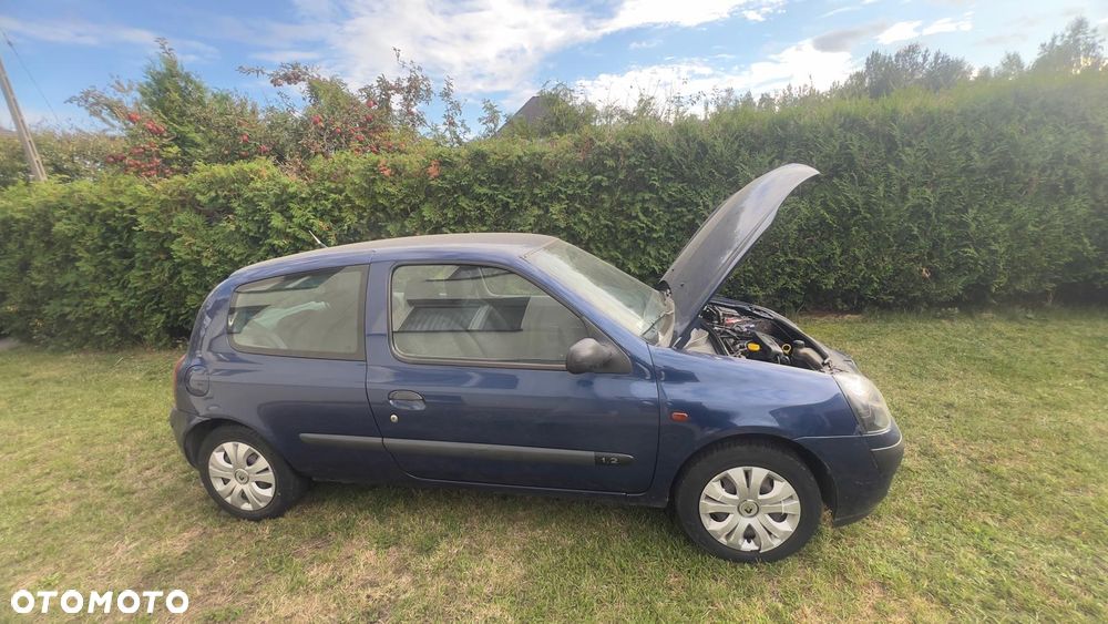 Renault Clio 1.2i RN - 7
