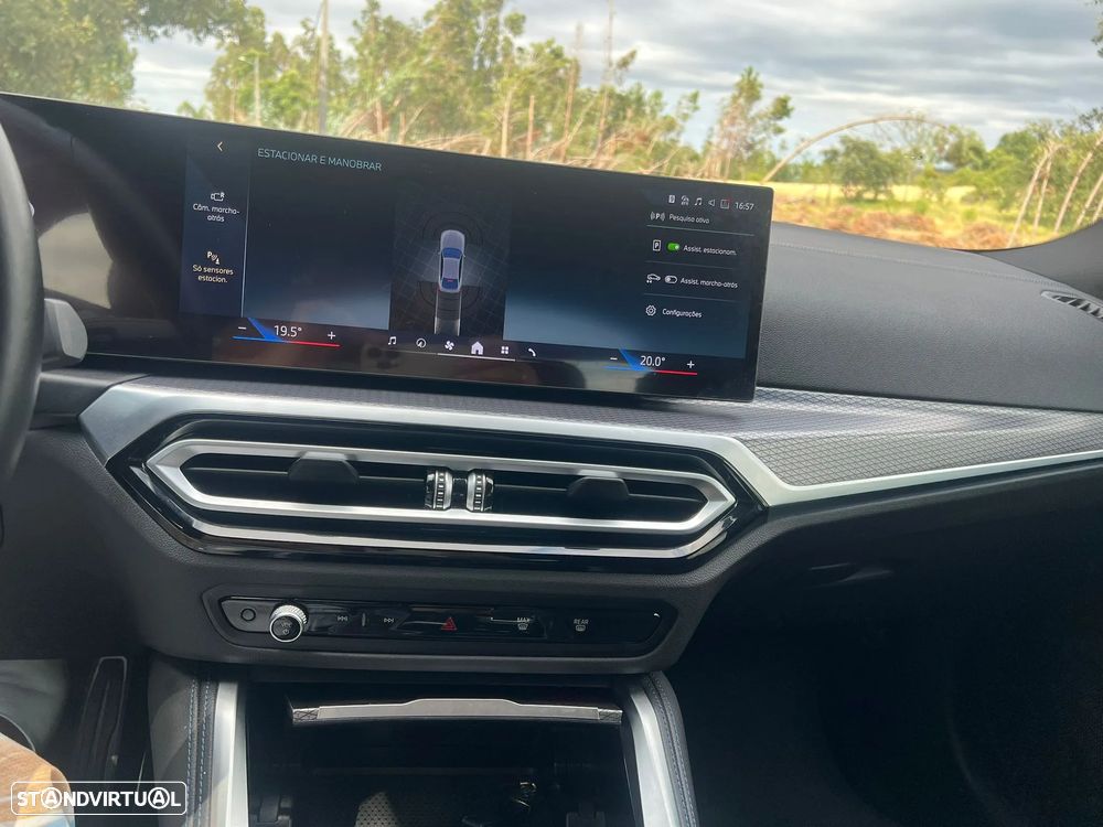 BMW i4 eDrive40 Edição Desportiva M - 32