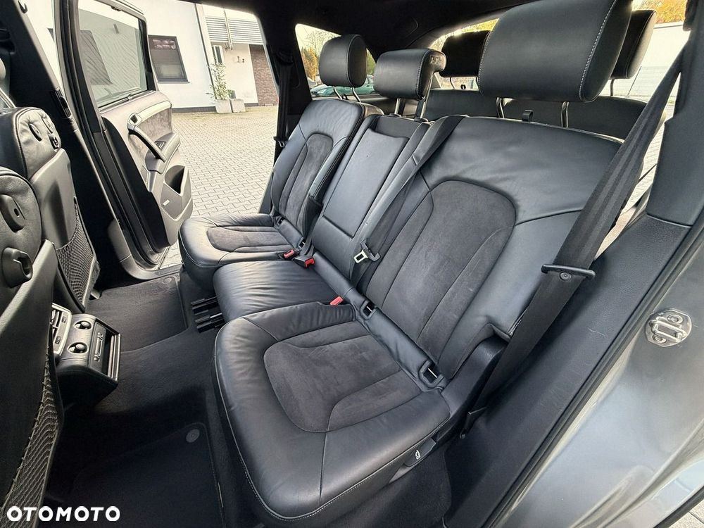 Audi Q7 3.0 TDI DPF Quattro Tiptronic - 33