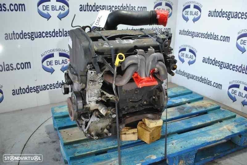 MOTOR COMPLETO FORD FOCUS BERLINA CAK - 1