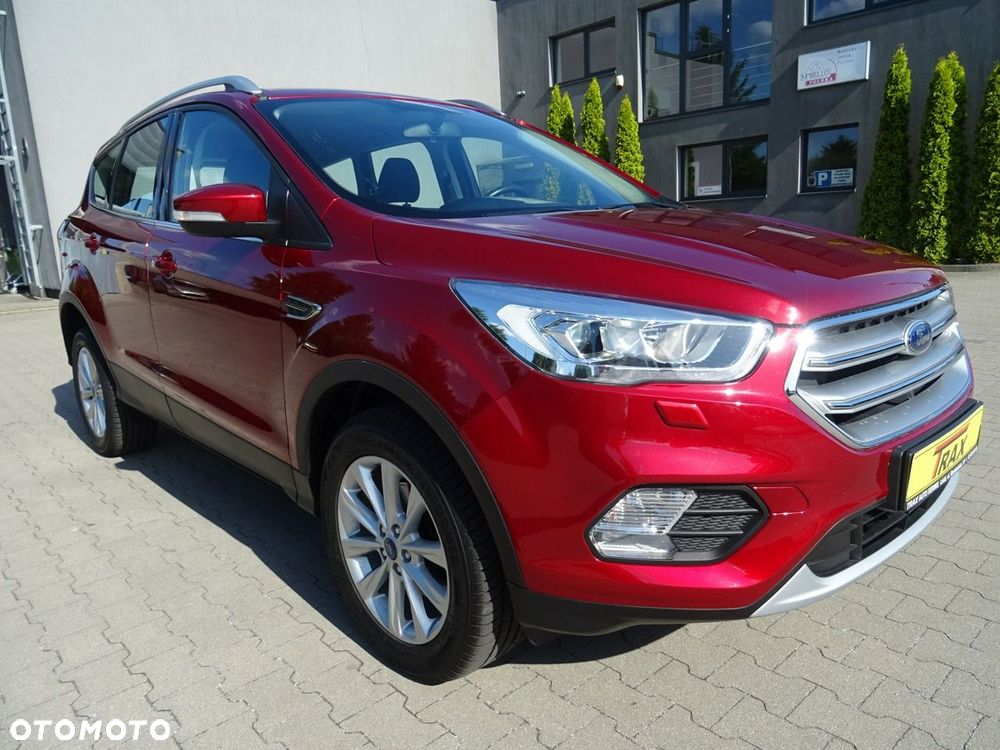 Ford Kuga 1.5 EcoBoost 2x4 Titanium - 4