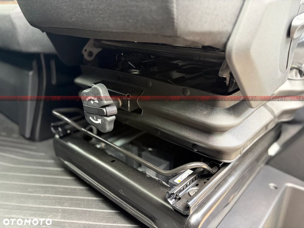 Renault MASTER RWD Bliźniak Kontener + Winda 1T - 7