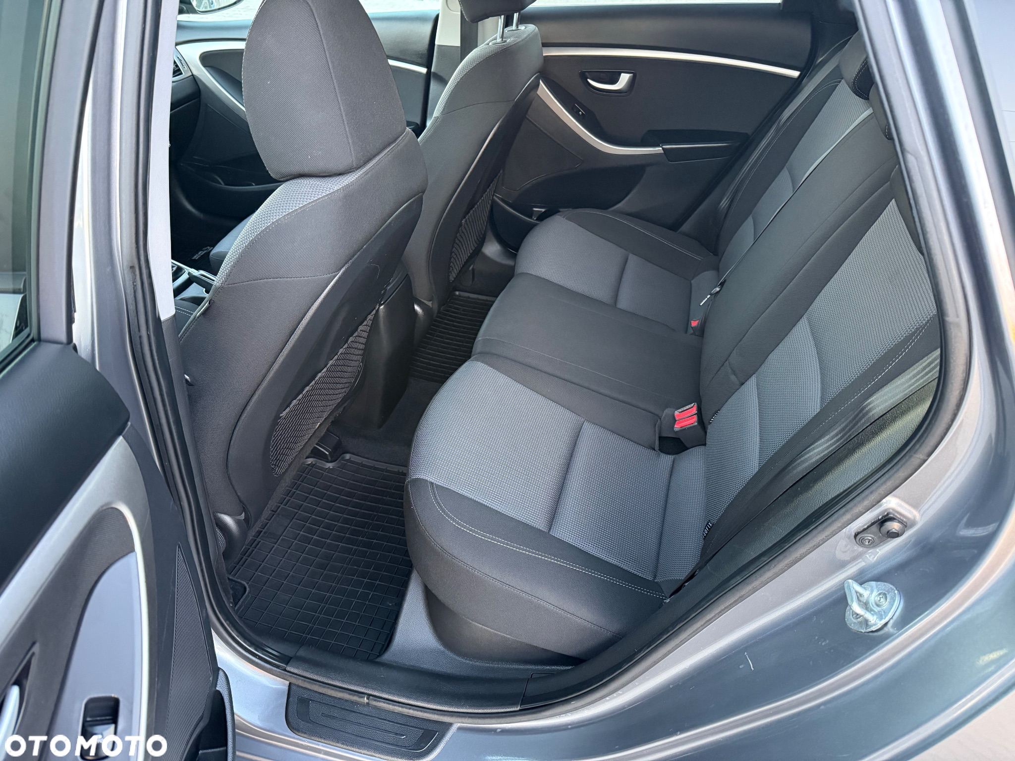 Hyundai i30 1.6 GDI BlueDrive Go - 16