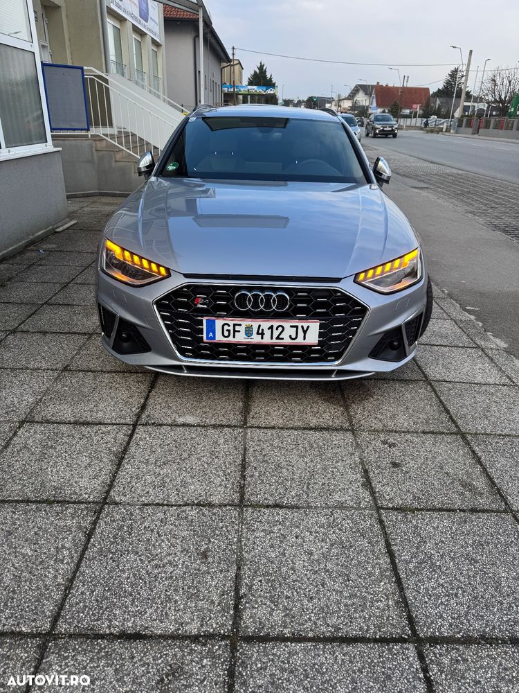 Audi A4 Avant 35 TDI S tronic S line - 37