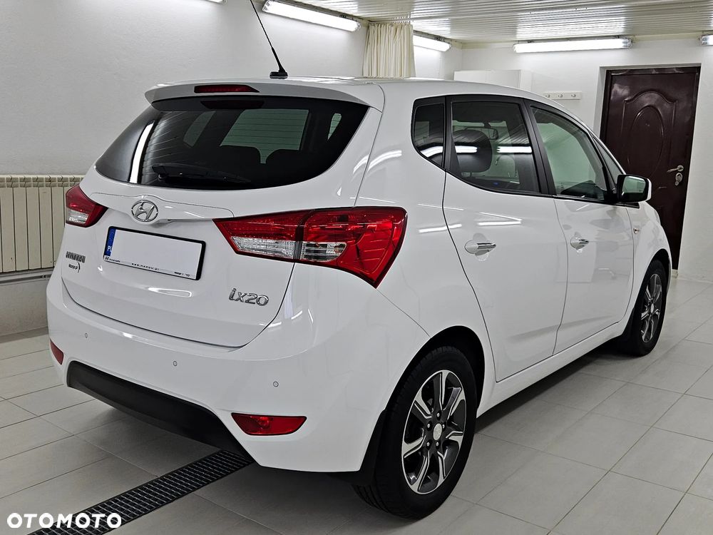 Hyundai ix20 1.6 BlueDrive Comfort - 14