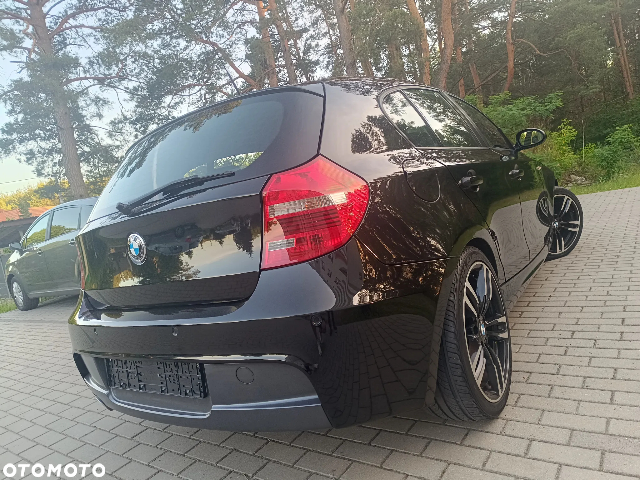 BMW Seria 1 120d DPF Edition Sport - 11