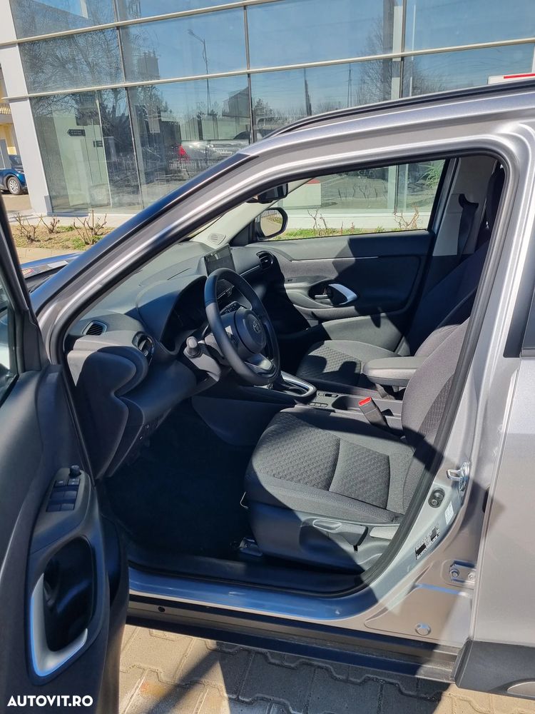 Toyota Yaris Cross 1.5 VVT-i HSD 4x2 Active - 5