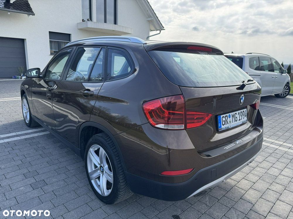 BMW X1 sDrive18d xLine - 6
