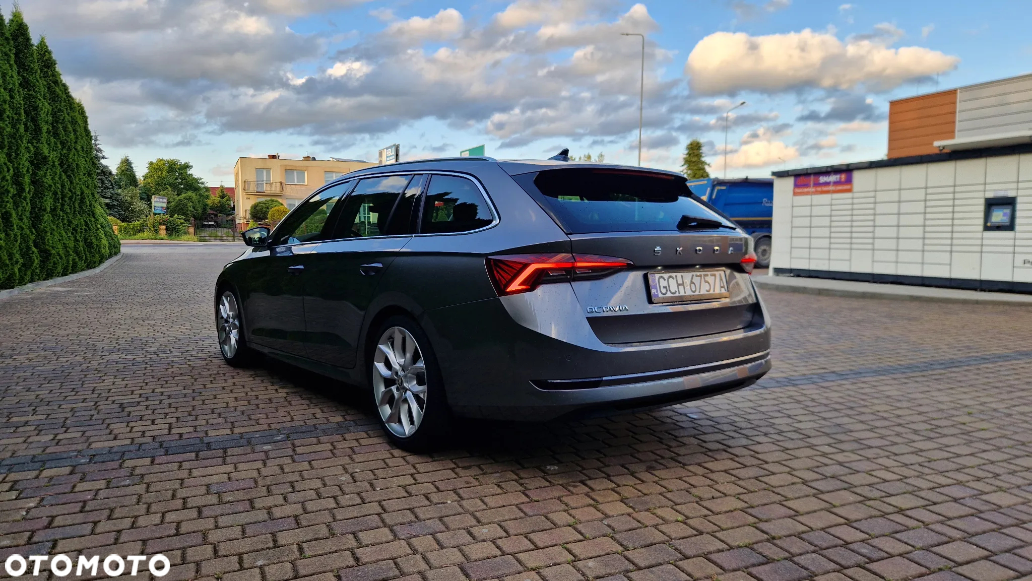 Skoda Octavia 2.0 TDI DSG Style - 6