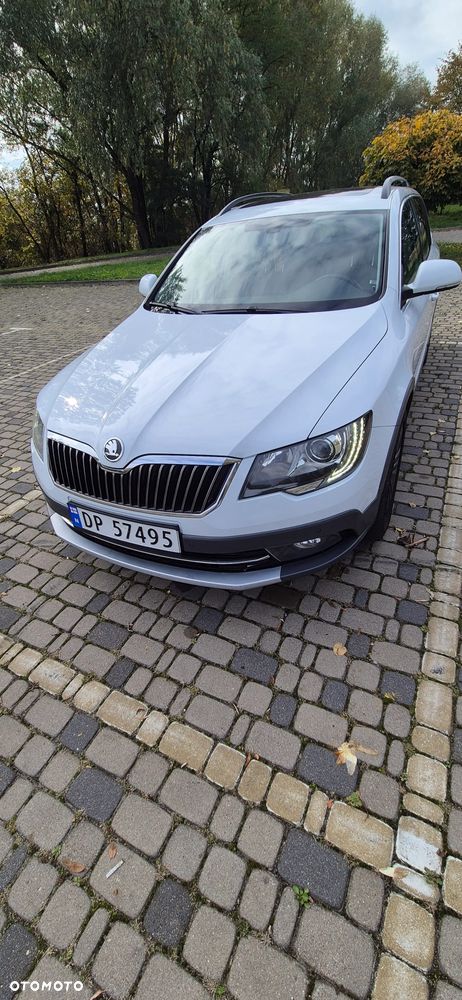 Skoda Superb 2.0 TDI Green tec 4x4 DSG Elegance - 5