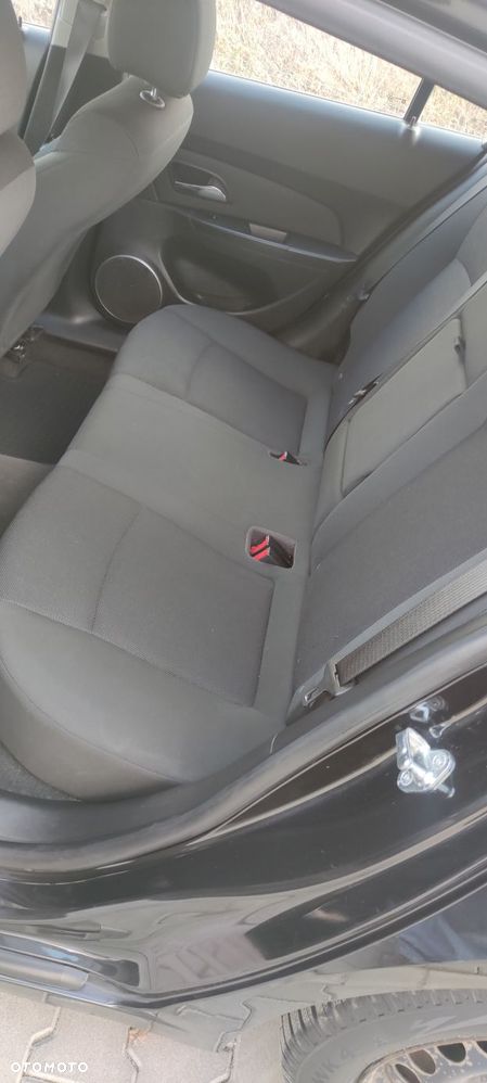 Chevrolet Cruze - 10