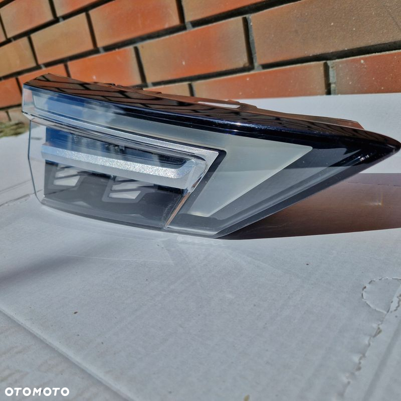 Nissan Qashqai e-Power Lampa Tylna Lewa 269.461-01 017.109-01AB 26555HN26A - 5