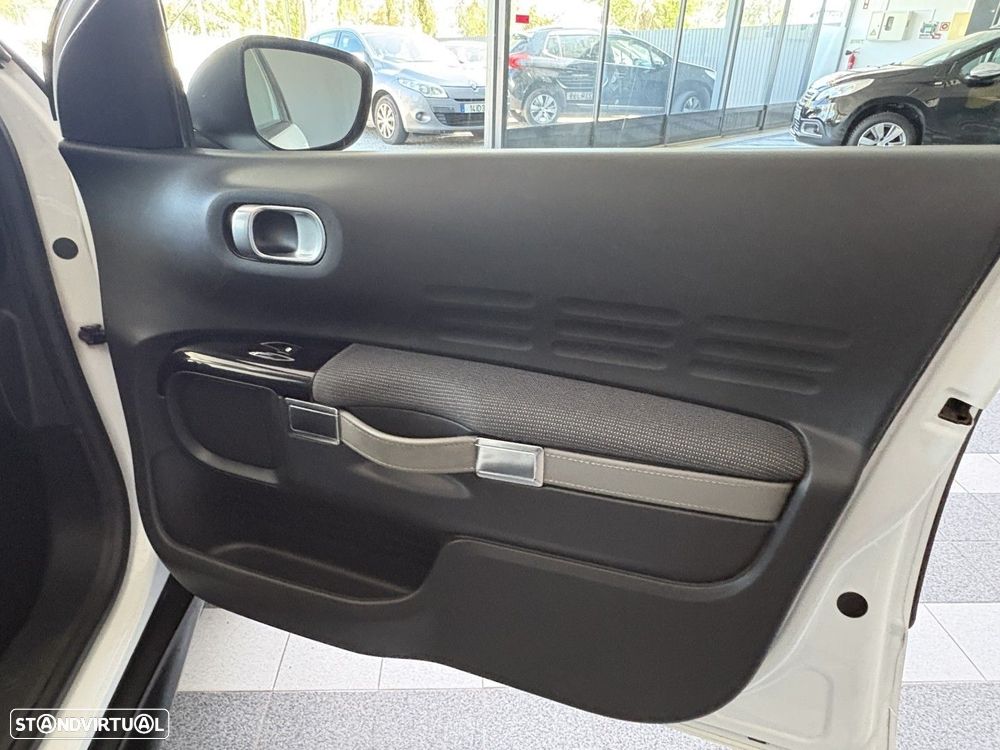 Citroën C4 Cactus 1.6 BlueHDi Shine - 22