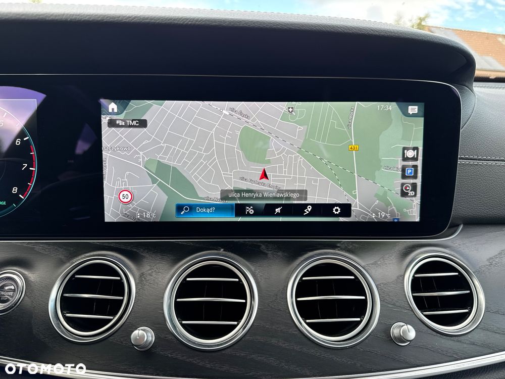 Mercedes-Benz Klasa E 200 4-Matic AMG - 22