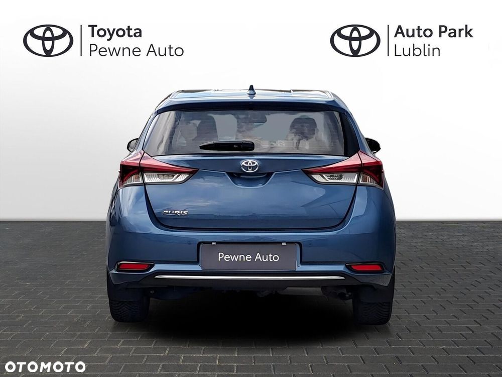 Toyota Auris - 5