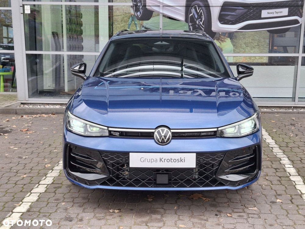 Volkswagen Passat - 2