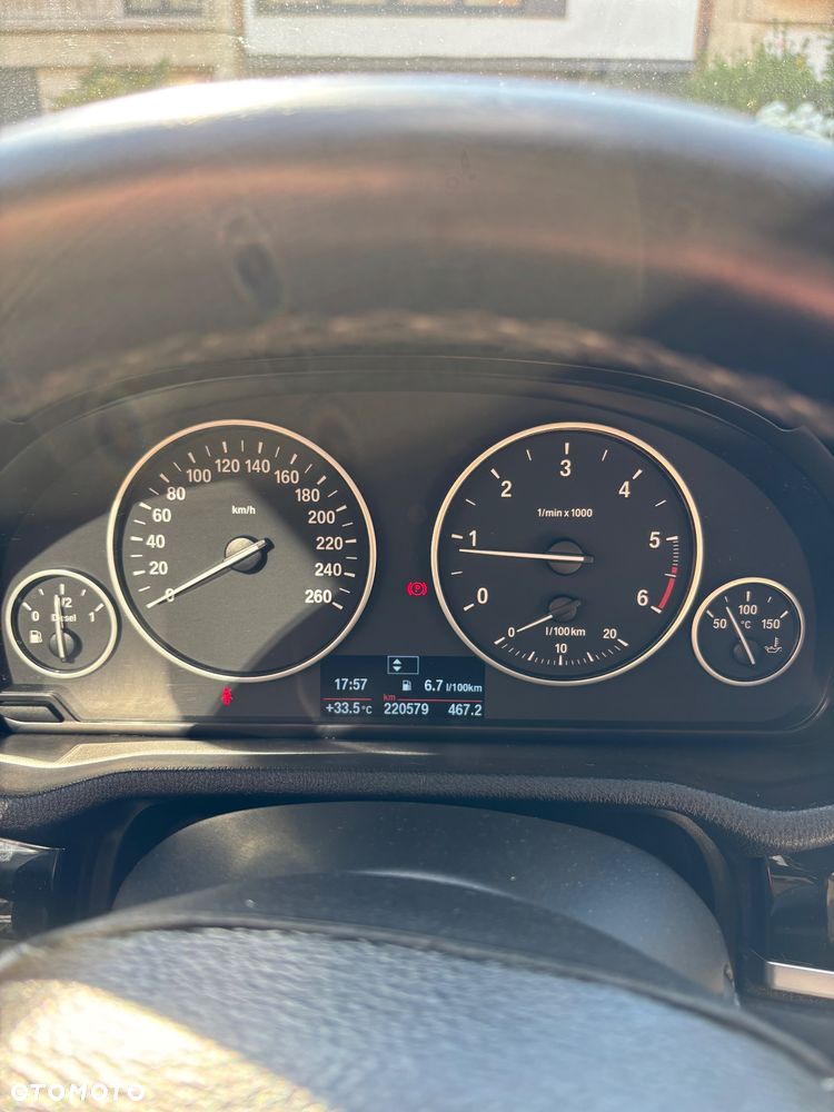 BMW X3 sDrive18d - 28