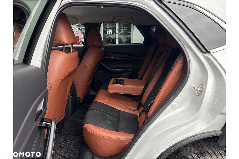 Mazda CX-30 2.0 mHEV Hikari 2WD - 6