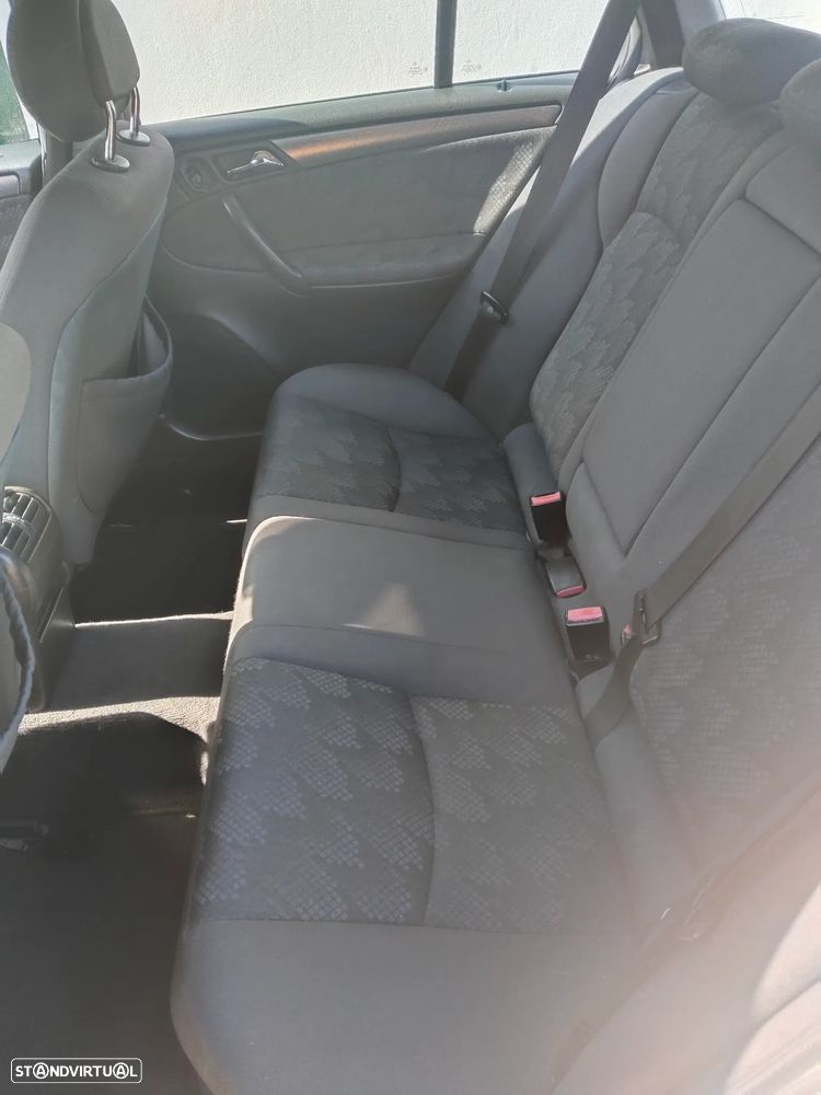 Mercedes-Benz C 220 CDi Classic - 9